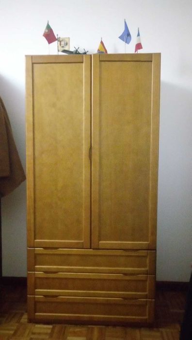 Armário Madeira Quarto