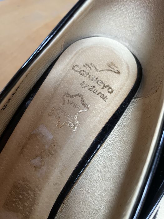 Szpilki lakierki Calateya by Żurek skóra 37