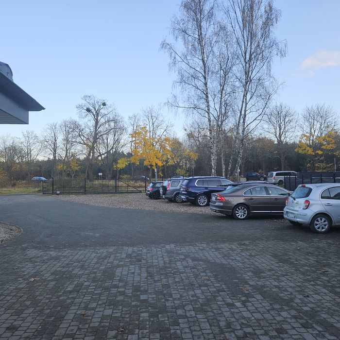 Plac ogrodzony przy ulicy Kartuskiej