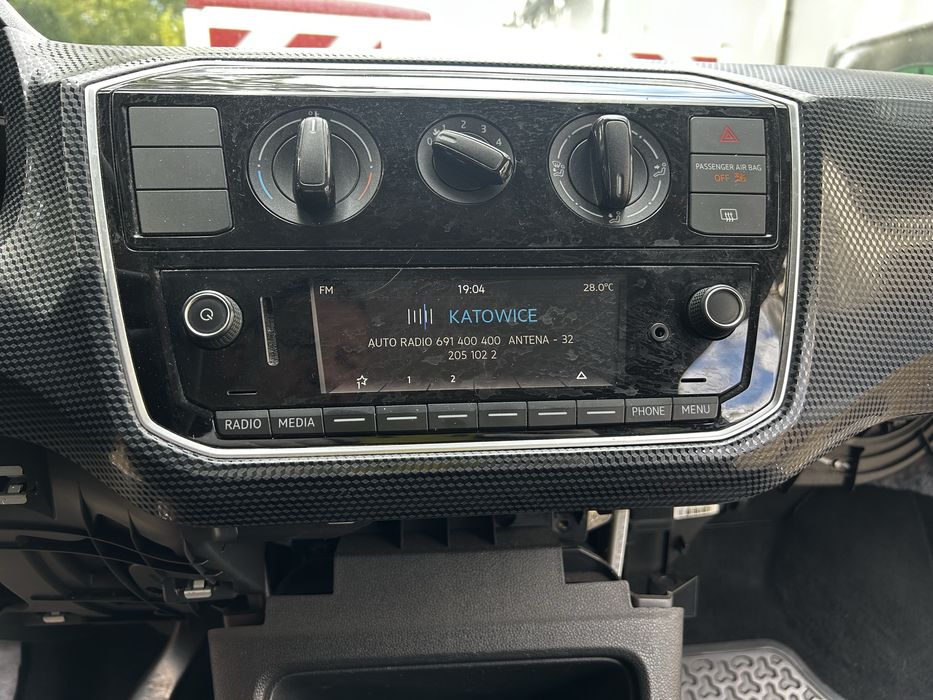 VW Vokswagen Up Radio kolor sprawne