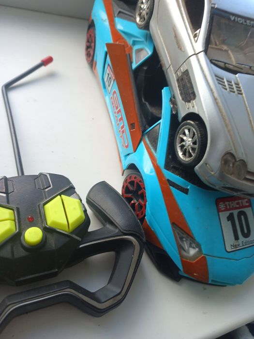 Іграшки авто на радіокеровані