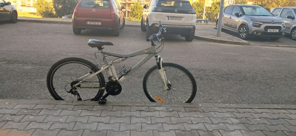 Bike decathlon usada