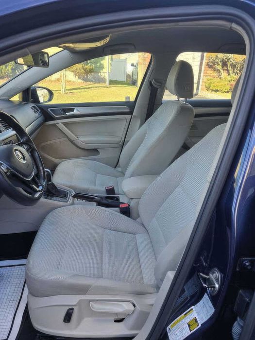 Volkswagen Golf      2015