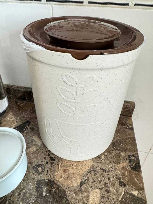 Máquina de Café Nescafé Dolce Gusto Mini Me (Krups) – Cinzenta + Acessórios