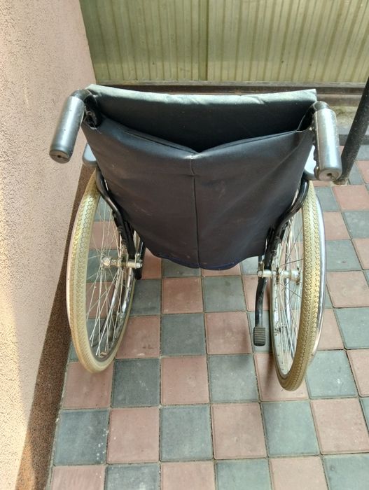 Продаю бу інвалідний візок