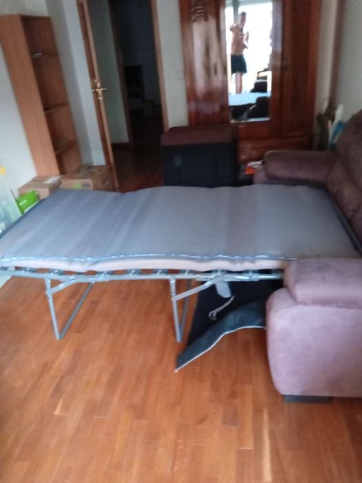 Sofá cama de dois lugares