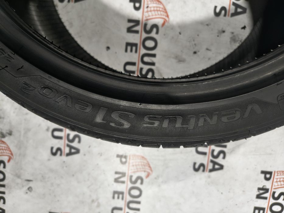 2 pneus semi novos 255-35R19 Hankook - Oferta dos portes