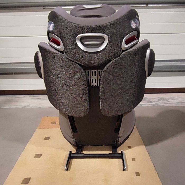 Cadeira auto Cybex z Fix com isofix e todos os acessórios como nova!