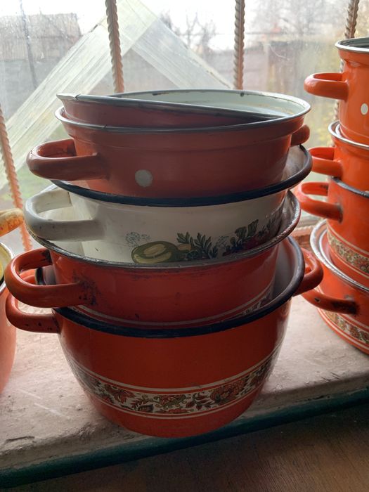 Продам кастрюлі різні