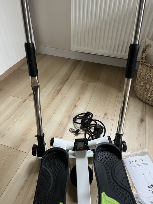 Stepper skośny z regulowanymi drążkami HMS S3096