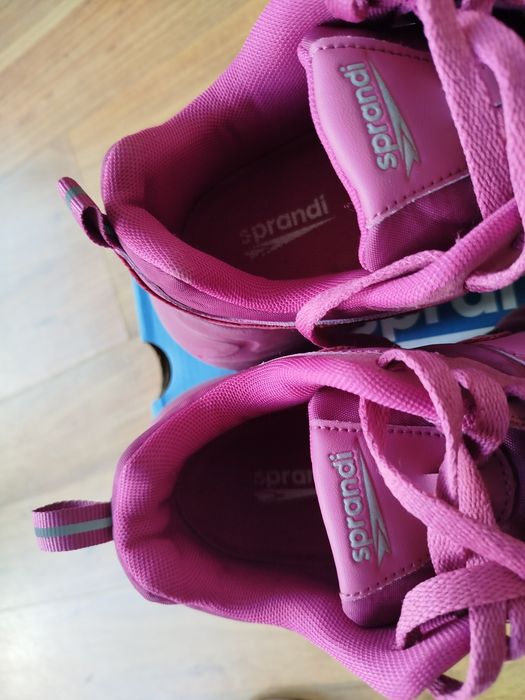 Buty sportowe damskie sprandi 39 jak nowe