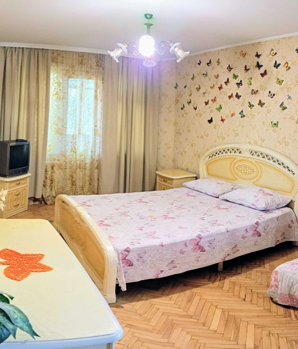 Квартира, 1 ком Посуточно, почасово, Космонавтов рядом  с парком