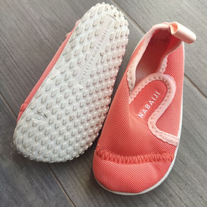 Calçado aquático-decathon