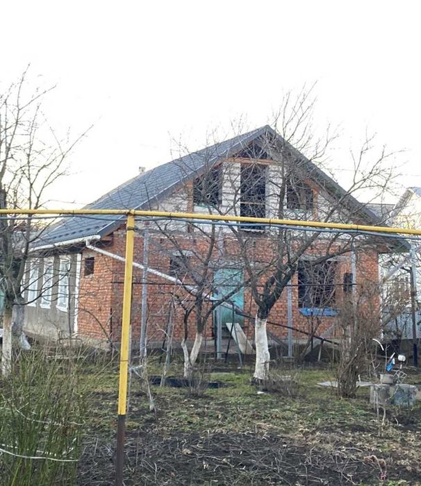 Будинок на Підзамчі(район ГРК"Ксенія")