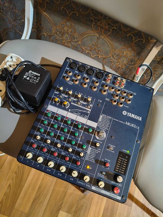 Мікшерський пульт Yamaha MG82cx