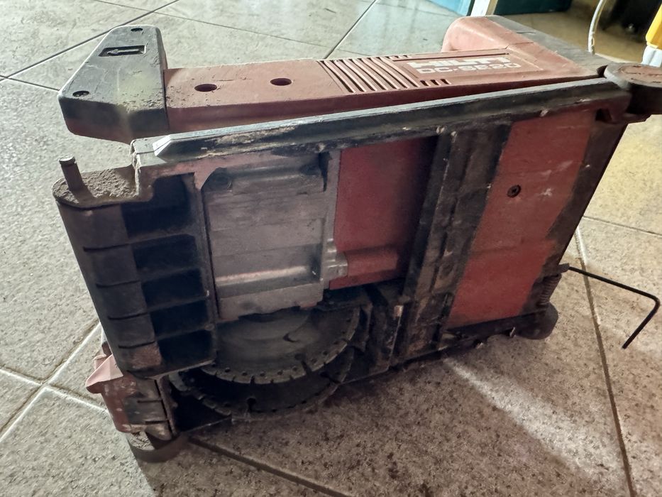 Hilti DC-SE 20 abre-rasgos usada