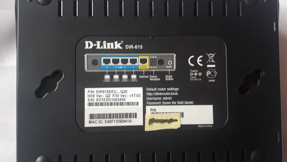 Router D-Link DIR-615