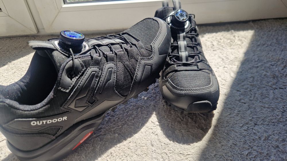 Buty trekingowe 43
