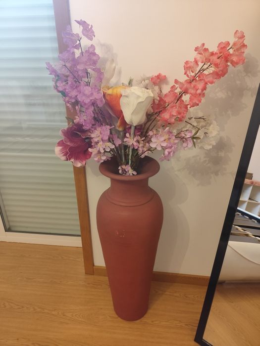 Vasos decorativos em cerâmica