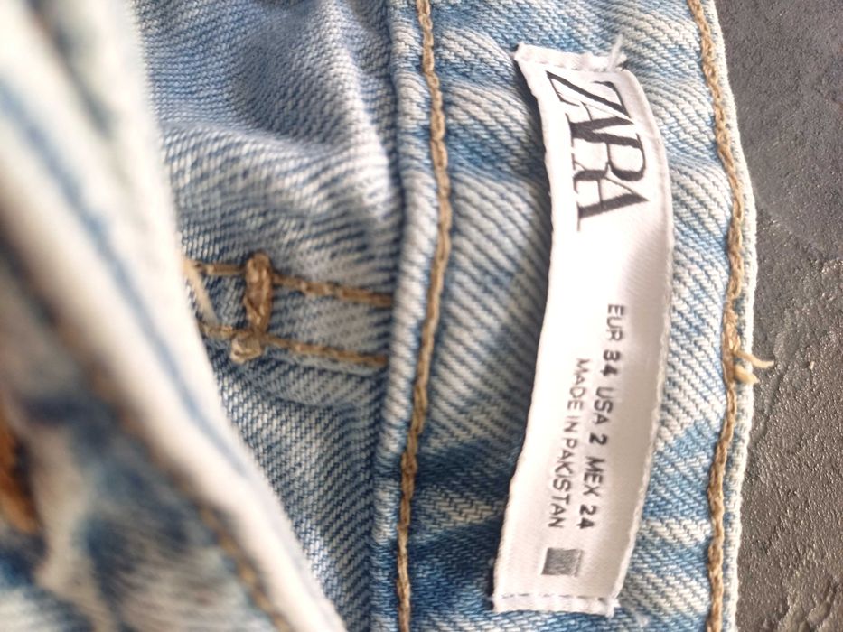 Calças de ganga mom fit "zara"