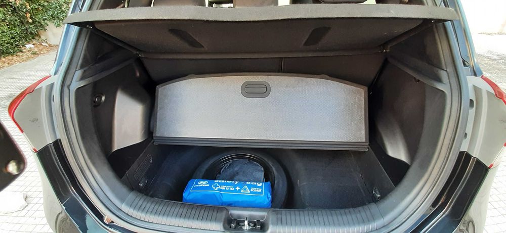 Hyundai ix20 Blue , modelo JC, é um monovolumen compacto