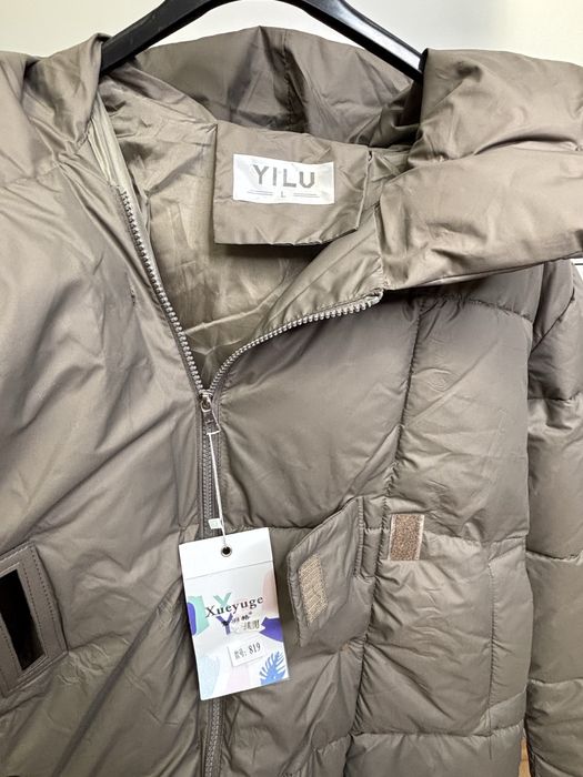 Куртка кольору хакі, розмір L