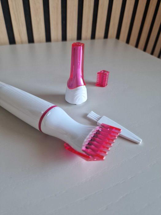 Veet Sensitive Precision – Aparador Elétrico