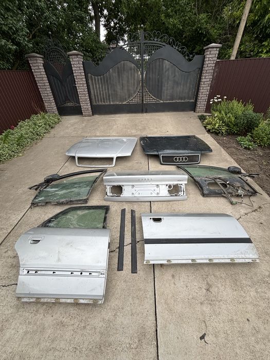 Продам капот на ауді 100 с4 а6с4