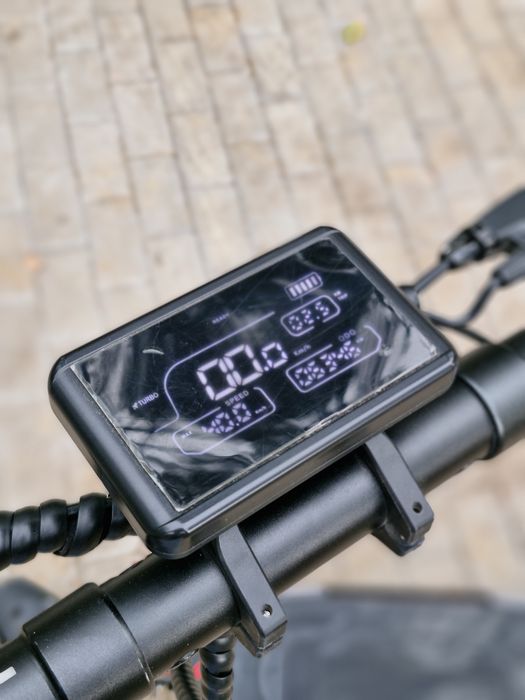 Електросамокат Tecros T4 PRO 2025