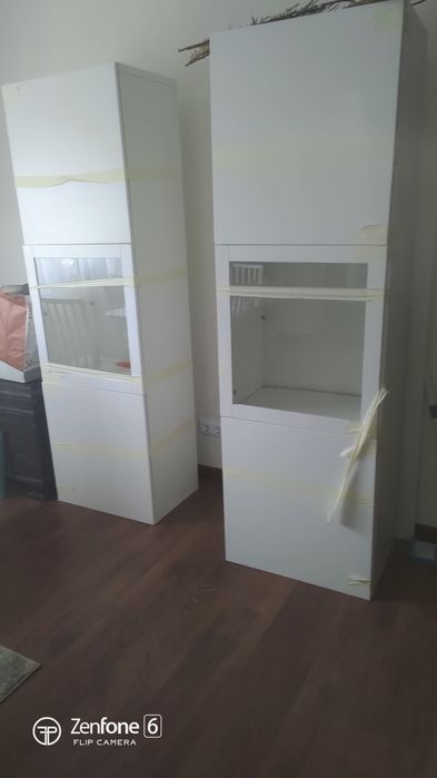 Vendo 4 armários brancos usados