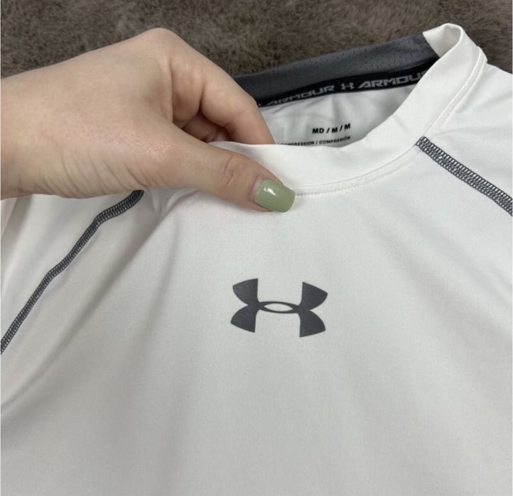 Компрессионная , термо  футболка Under Armour
