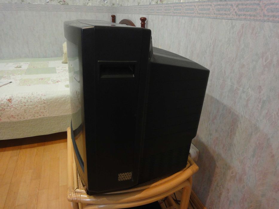 Телевізор Sony Trinitron color TV KV-2584MT