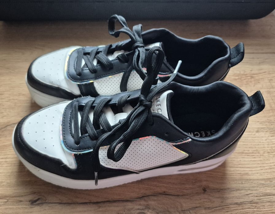 Skechers Court Hi-Air для дівчат розмір 36