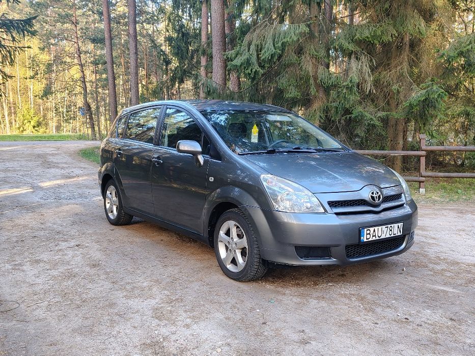 Toyota Corolla Verso • 2.0D4D • Hak • Klima