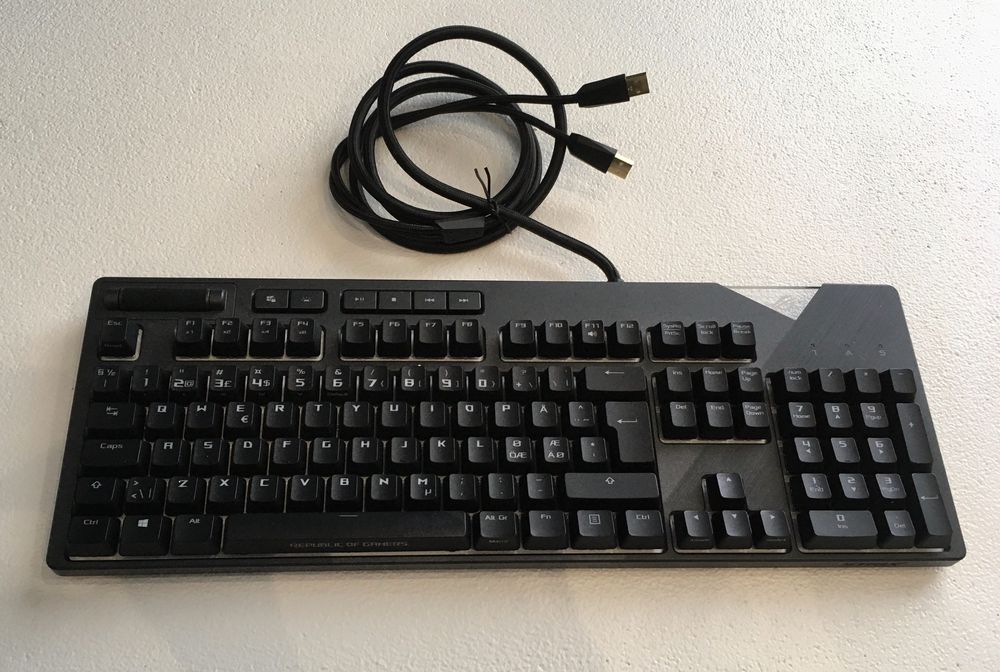 Klawiatura Gamingowa Asus XA01 Rog Strix Flare