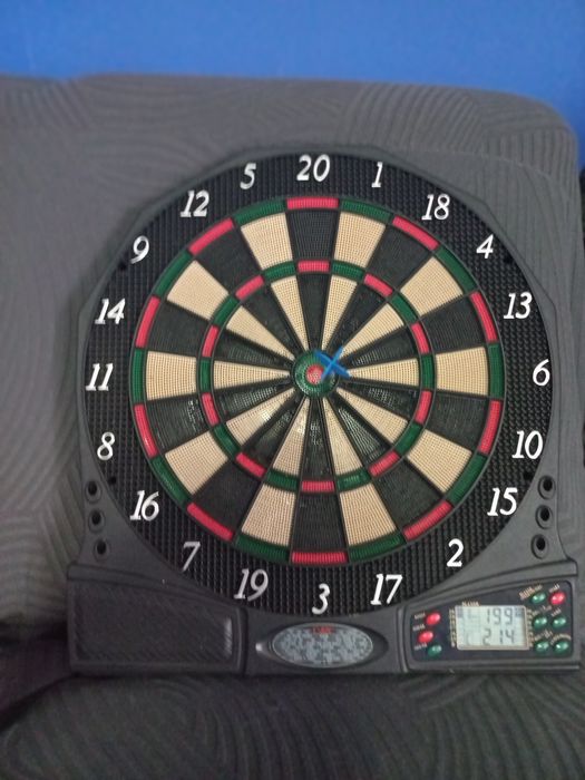 Alvo elétrico para dardos