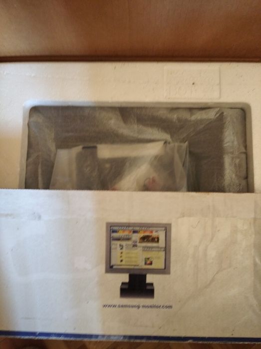 Монитор samsung synsmaster 172s