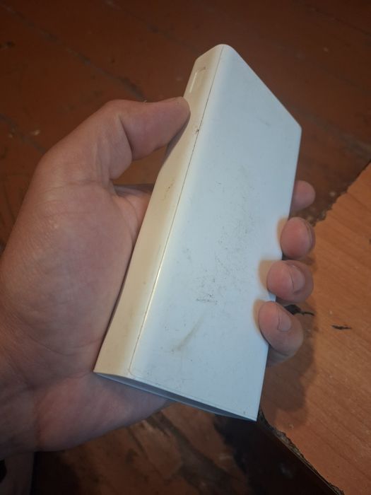 Xiaomi MI Power Bank  20000mAh 18W белый