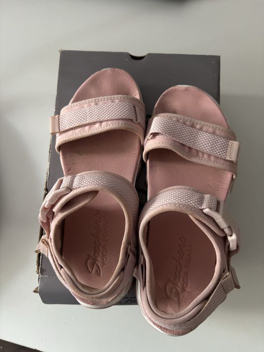 Босоніжки сандалі skechers жіночі 26 см