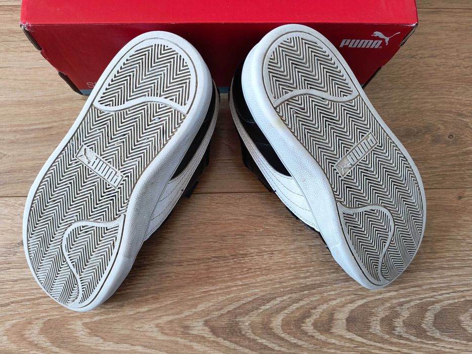 PUMA SHUFFLE V PS - Buty sportowe dla chłopca - 32,5.