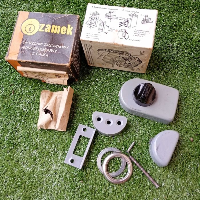 Zamek wierzchni zasuwkowy PRL