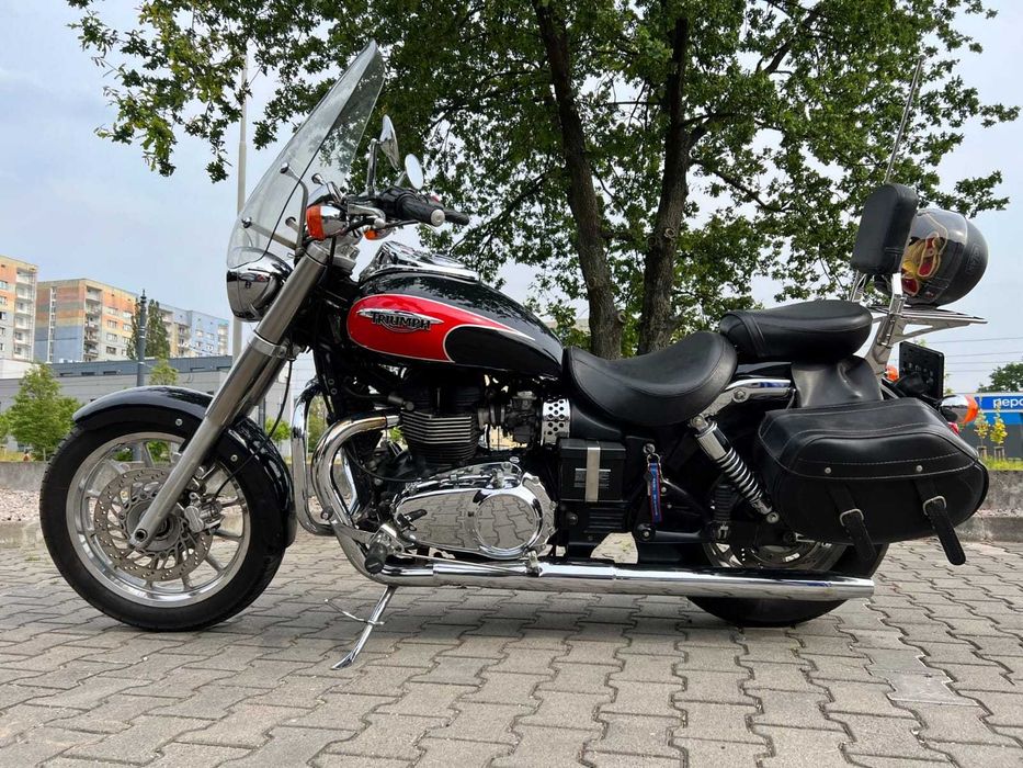 Triumph  Bonneville America