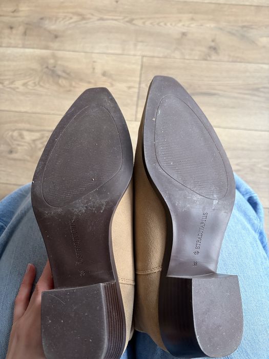 Чоботи козаки Stradivarius