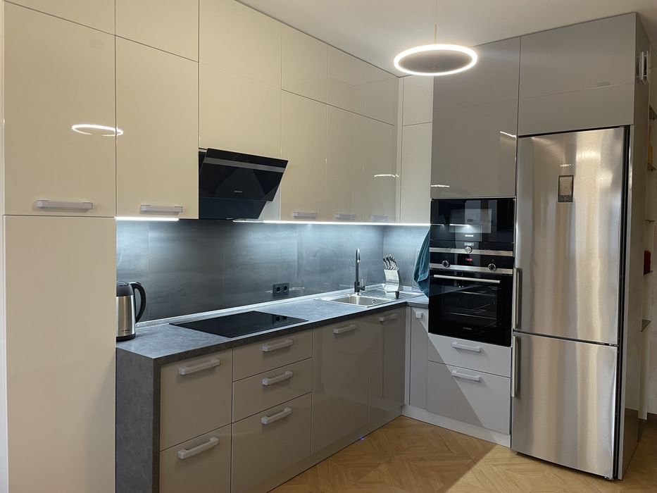 Квартира м.Левобережная Лівобережна посуточно подобово