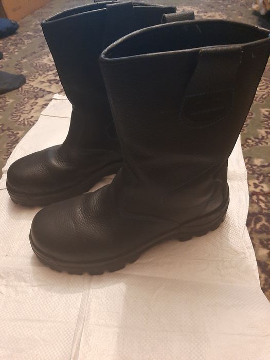 Чоботи чоловічі.42розмір.