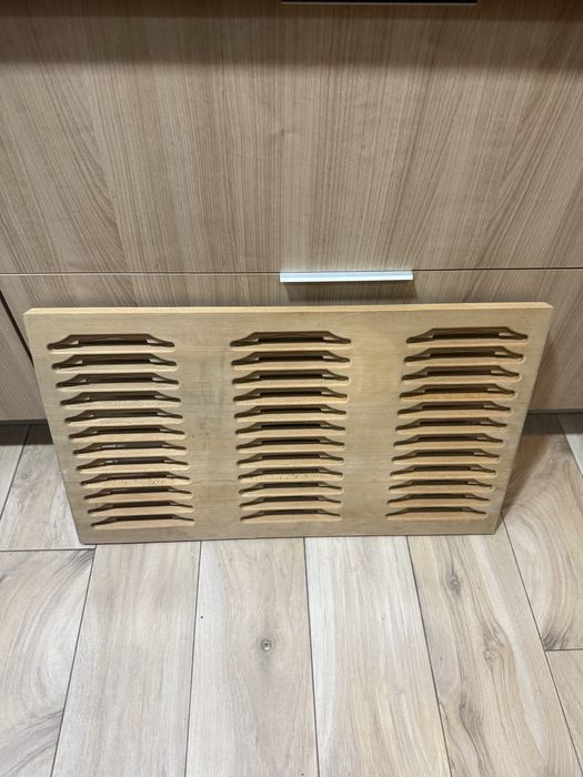 Expositor para colocar pratos na gaveta