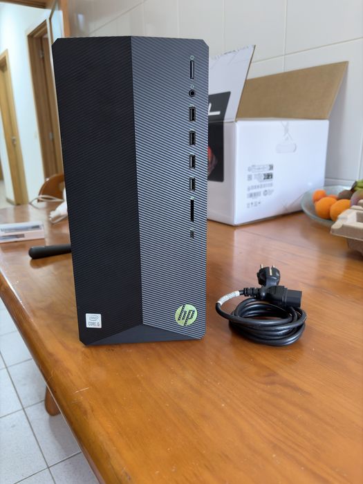 Desktop Gaming HP Pavilion TG01-1024np