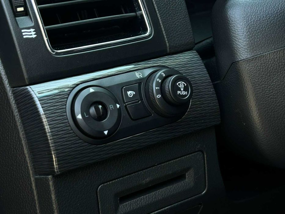 Продається надійний, просторий сімейний кросовер Chevrolet Captiva