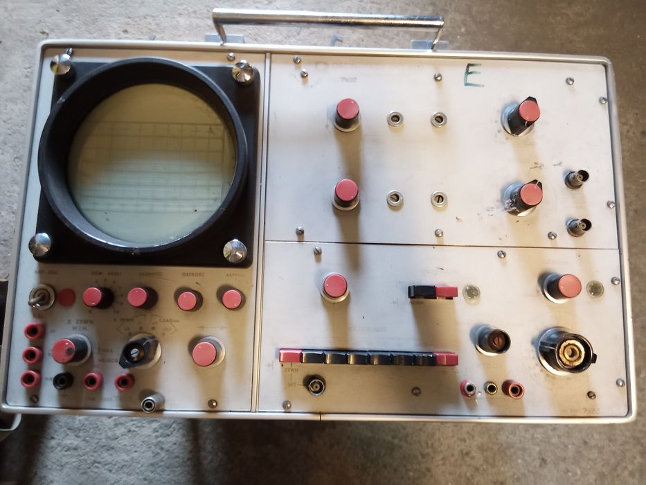 Oscyloskop lampowy Radiotechnika OKD-514A na części