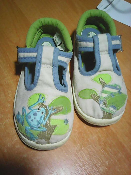 Сандалики тапочки лягушата на 1,5-2 года